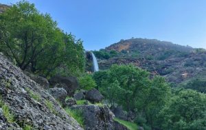 طبیعت خیره کننده آبشار”طوف خیمه” در کهگیلویه وبویراحمد /+گزارش تصویری