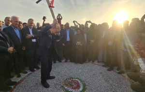 آغاز عملیات اجرایی بیش از ۶ هزار هزار میلیارد تومان پروژه در سفر معاون وزیر راه و شهرسازی به استان