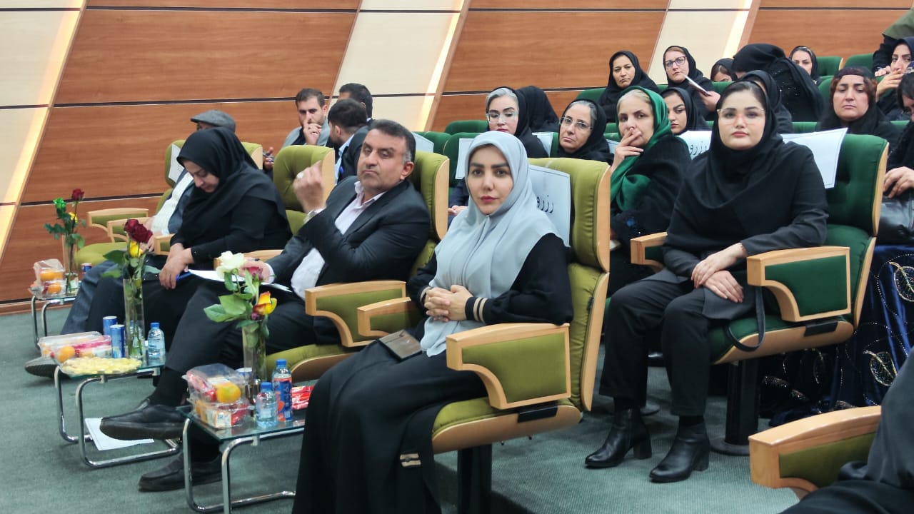 بررسی مطالبات بانوان فرهیخته با حضور نماینده بویراحمد و رئیس دانشگاه علوم پزشکی یاسوج