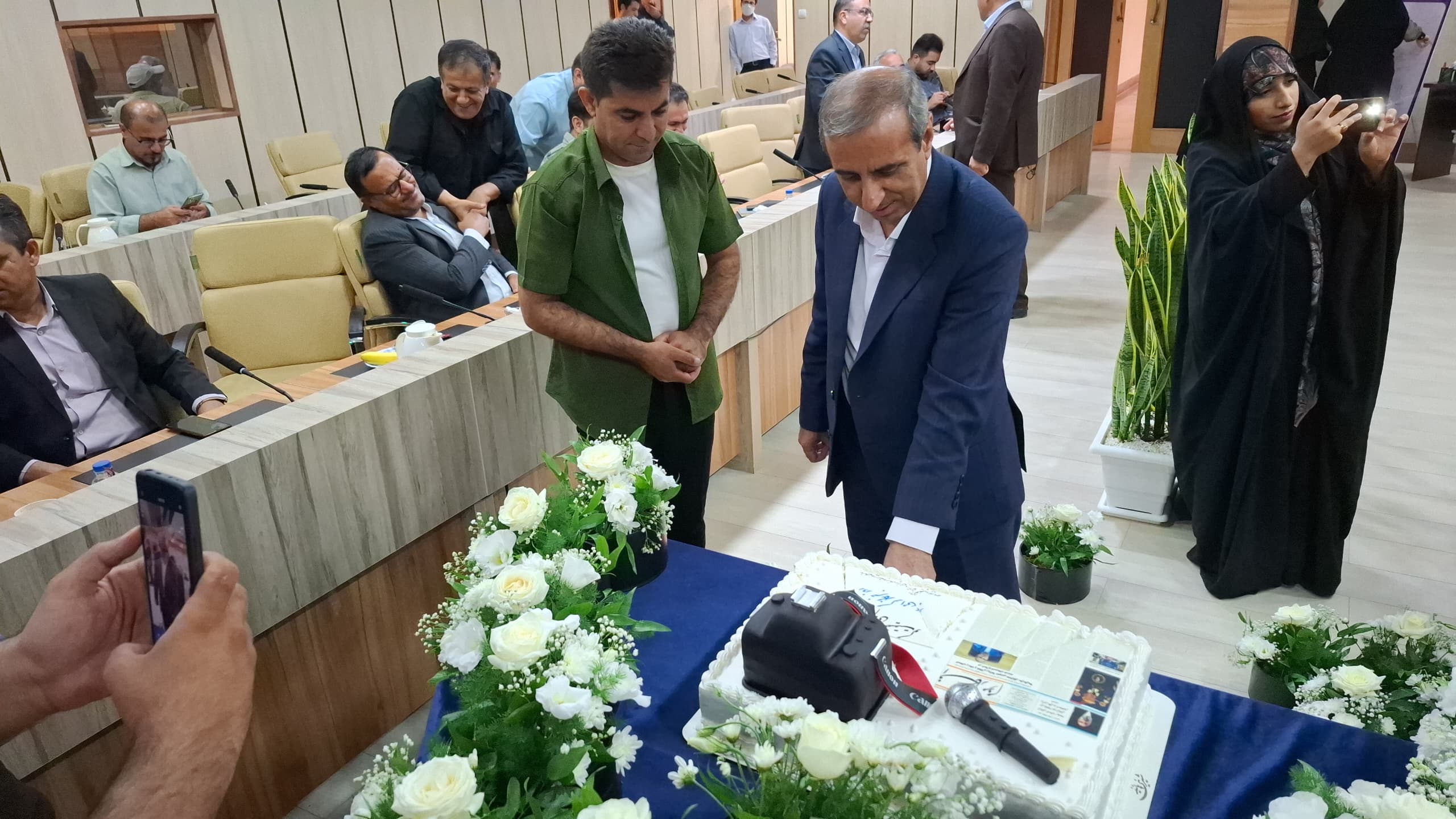 قدرشناسیِ خالصانه؛ آیین تجلیل از اصحاب رسانه در سازمان مدیریت و برنامه ریزی استان