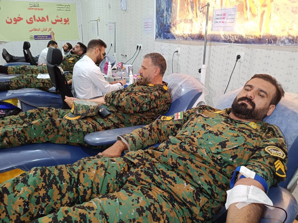 اهداء خون جمعی از کارکنان نیروی انتظامی یاسوج